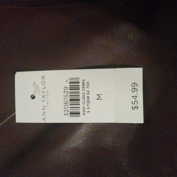 Ann Taylor - Picture 4 of 4